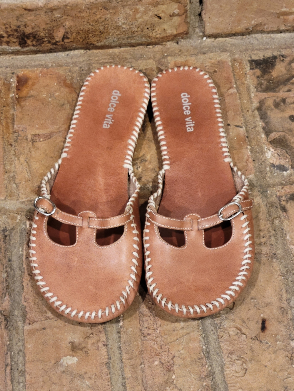 Dolce Vita Women's Tan Leather Slide Sandals